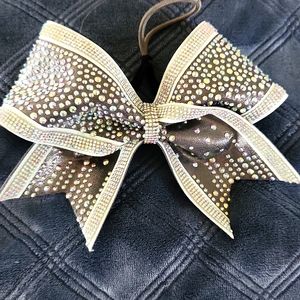 Cheer Bow